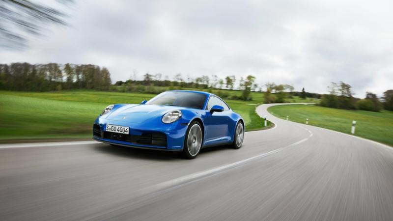 Спорткары Porsche 911 Carrera впервые будут комплектовать на заводе шинами Hankook