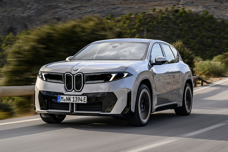 2026-BMW-iX3-50-xDrive0.jpg